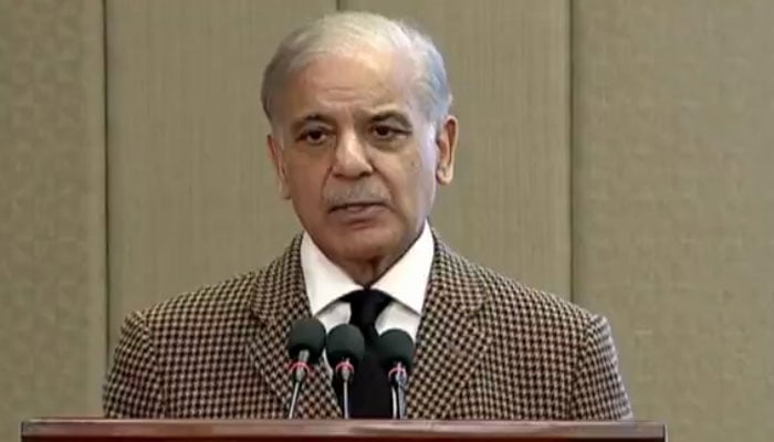 38 ارب کا رمضان پیکیج، 13  ہزار روپے فی خاندان، ایک کروڑ 21  لاکھ فیملیز فائدہ اٹھائیں گی، وزیراعظم