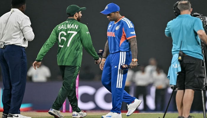 بھارت کی ڈھٹائی، سوریا نے اس بار بھی سلمان سے ہاتھ نہ ملایا