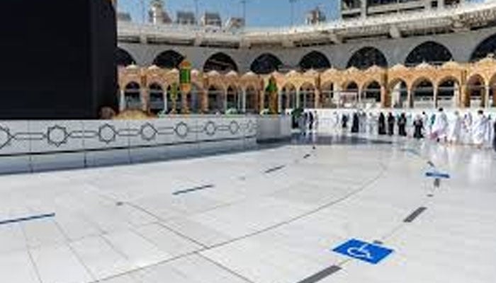 مسجد الحرام کے مطاف کا سنگ مرمر کیسے گرمی کو مات دیتا ہے؟