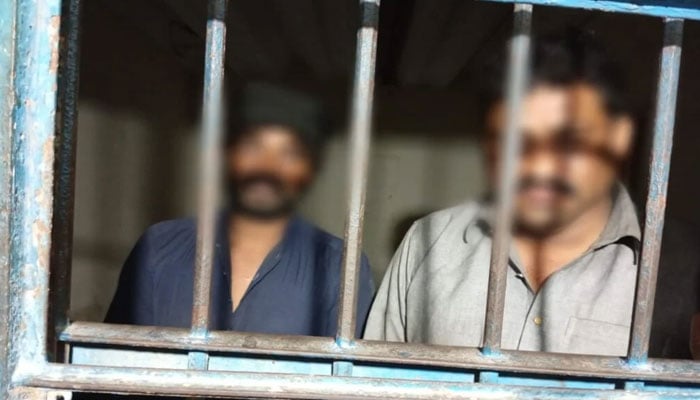 اسٹیل مل سے چوری، 2 ملزمان گرفتار