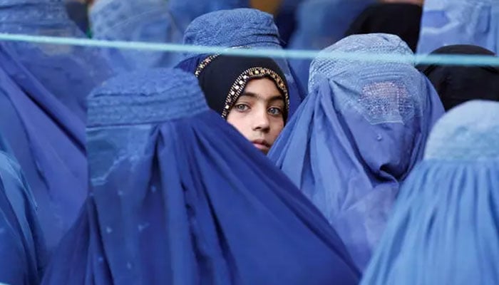 کابل: طالبان حکومت نے مردوں کو بیویوں پر تشدد کی اجازت دیدی