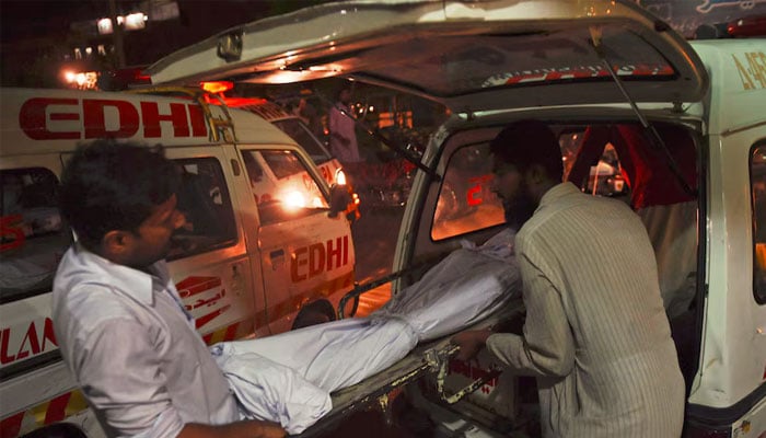 کورنگی، گھر کی تیسری منزل سے گر کر ایک شخص جاں بحق، ذہنی توازن درست نہیں تھا، پولیس