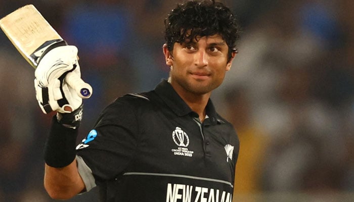 بولرز کو پیٹا، وکٹیں بھی لیں، رویندرا سری لنکا پر بھاری، کیویز کو پہلی فتح دلا دی