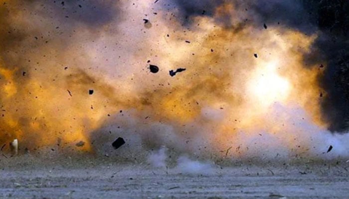 سوراب: پولیس گاڑی کے پل سے گزرتے وقت دھماکہ، ڈرائیور شہید