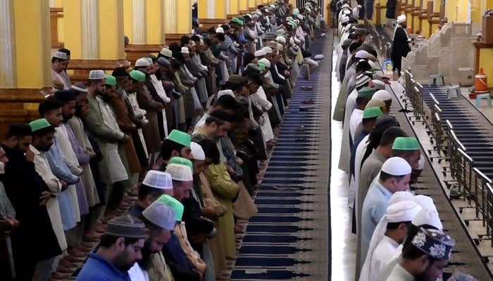 حافظ سید حمزہ آج نماز تراویح میں تکمیل قرآن کریم کریں گے