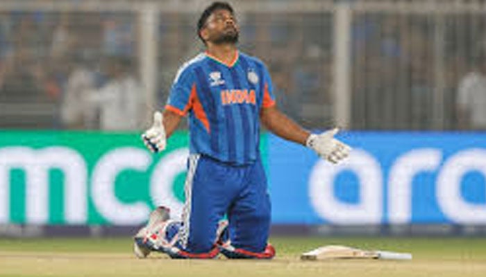 سیمسن کا سرپرائز، بھارت کو سیمی فائنل میں پہنچا دیا، ناقبال شکست 97 رنز