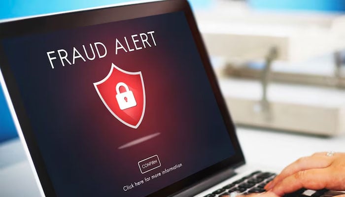 ٹنڈو آدم، معروف نجی بینک کے 50 اکاؤنٹ ہولڈرز سے 17 کروڑ روپے فراڈ کا انکشاف