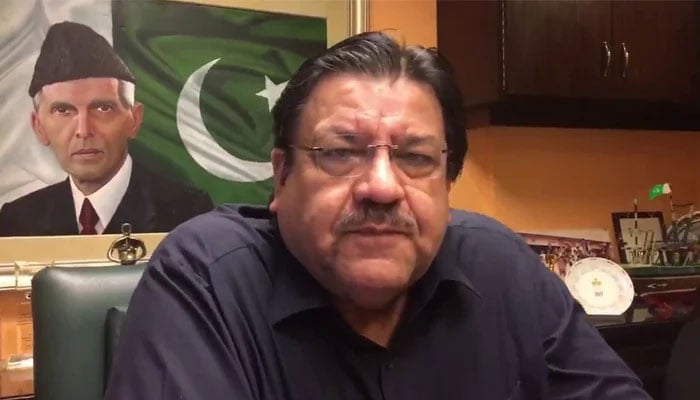 سردار عبدالرحیم کی کراچی میں مظاہرین پر تشدد، فائرنگ اور شیلنگ کی مذمت