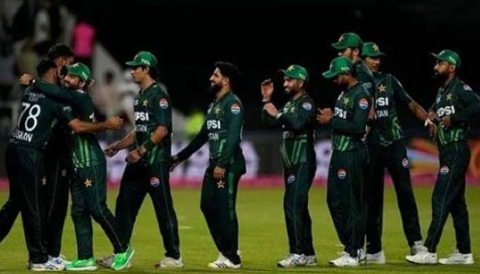 امپائرز اور شاہینز ٹیم پھنس گئی