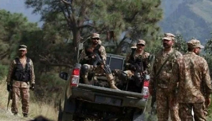 سیکیورٹی فورسز کی KP میں کارروائیاں، بھارتی حمایت یافتہ 13 دہشتگرد ہلاک