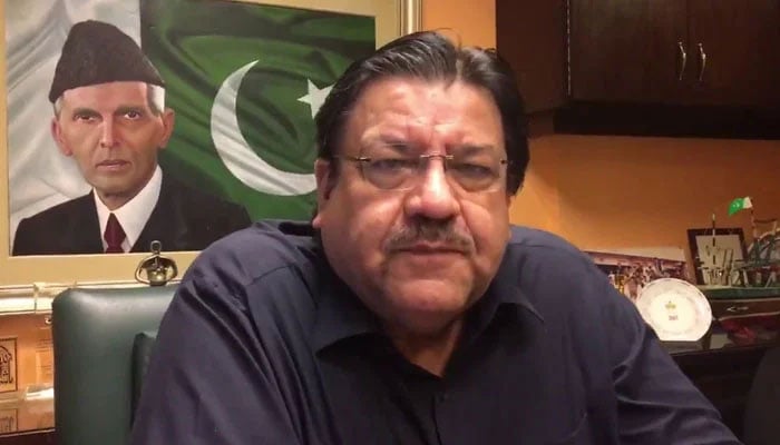 وزیراعظم مشیروں اور معاونین کی تعداد کم کریں، سردار رحیم