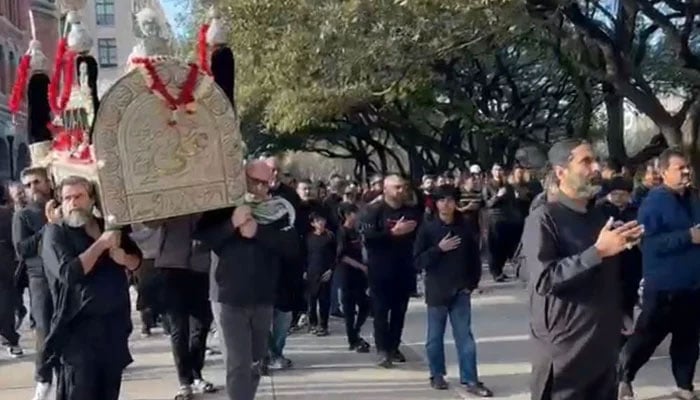 امریکا، ڈیلس میں حضرت علیؓ کے یومِ شہادت پر جلوس، عزاداران کی بڑی تعداد میں شرکت