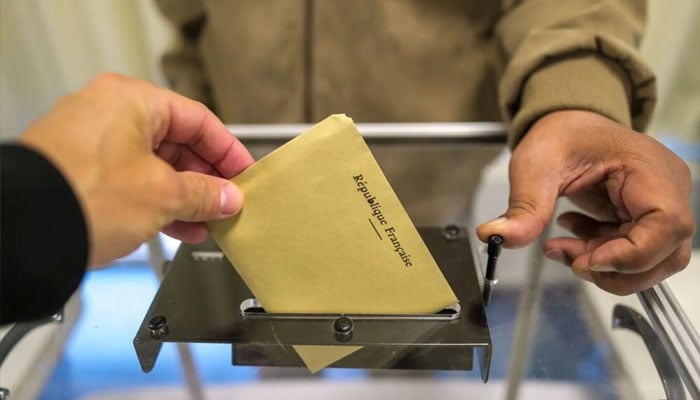 فرانس بھر کے بلدیاتی اداروں کے میئر،ڈپٹی میئر ز اور کونسلروں کے انتخاب کے لئے پولنگ آج ہو گی، 16 پاکستانی بھی امیدوار