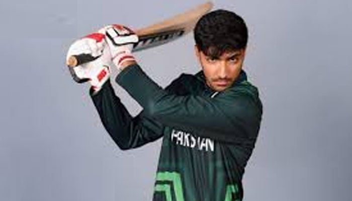 شامل حسین انجرڈ، تیسرا میچ نہیں کھیلا، سعد اور غازی غوری کا ڈیبیو