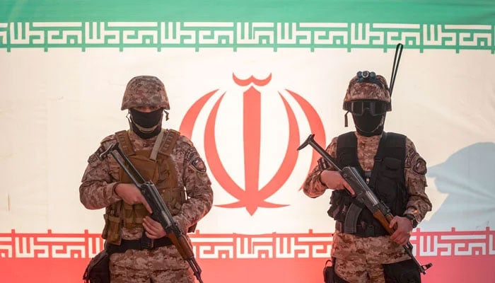 ایران میں نظام کمزور نہیں ہو رہا، وہ آخری حد تک لڑنے کو تیار ہے، اسرائیلی خفیہ کیبل