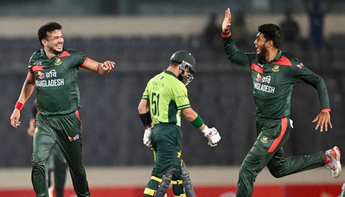 بنگلہ دیش میں شکست کے بعد پاکستانی کرکٹرز کی خاموشی سے واپسی
