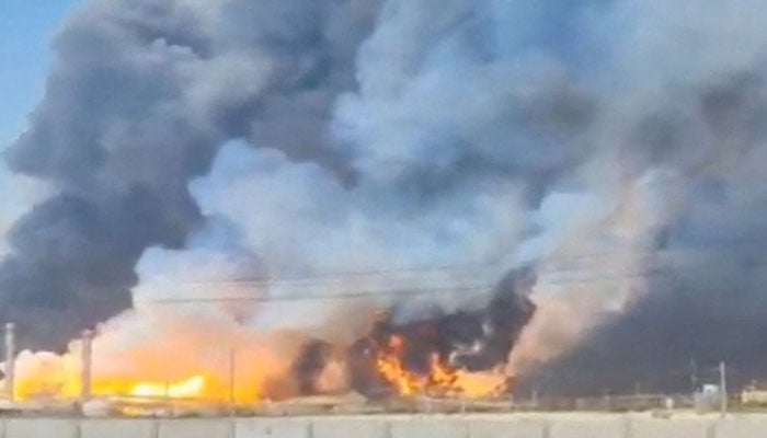 سعودیہ، قطر، امارات، کویت اور اسرائیل کی توانائی تنصیبات پر ایرانی حملے، زمینی فوج بھیجنے سے ٹرمپ کا انکار