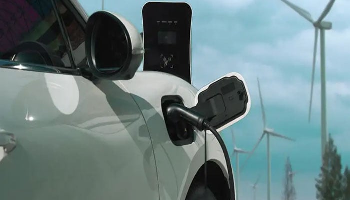 ایران جنگ، مہنگائی سے دنیا بھر میں ہلچل، توانائی بحران شدت اختیار کرگیا، تیل 119 ڈالر تک مہنگا