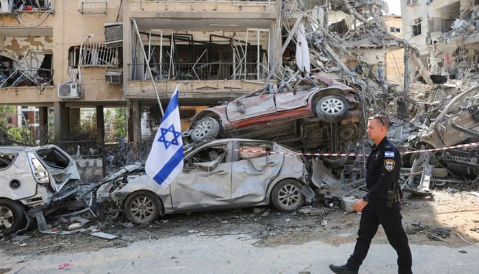 اسرائیل کے 2 شہروں پر میزائلوں سے تباہی، 175 زخمی