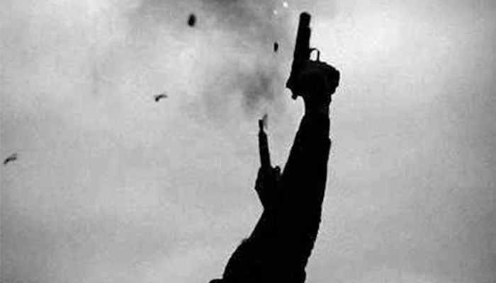 نارتھ آباد میں فائرنگ، 2 بچوں سمیت 3 افراد زخمی