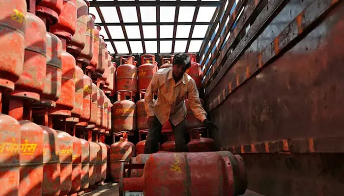 بھارت نے کئی برس بعد ایرانی ایل پی جی کی پہلی کھیپ خرید لی