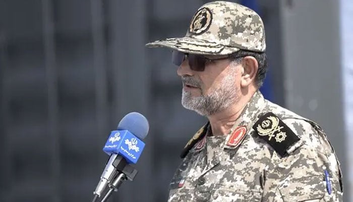 ایران پر بمباری، نیول چیف شہید