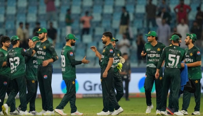 کرکٹ بورڈ کا سوشل میڈیا پالیسی کی سختی سے پابندی کرانے کا فیصلہ