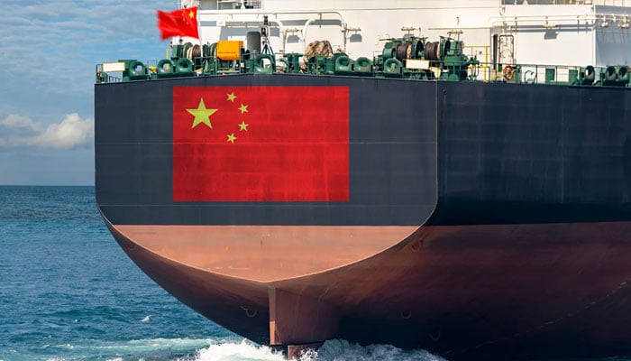 آبنائے ہرمز سے تیل کے تین جہاز گزرنے کی اجازت دینے پر چین کا اظہار تشکر