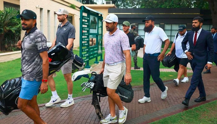 کرکٹرز بدھ کو گالف کورس پہنچ گئے