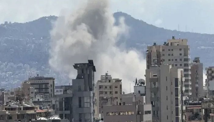 بیروت پر اسرائیلی حملے، 7 افراد شہید، حالیہ جنگ میں 10 اسرائیلی فوجی مارے جا چکے