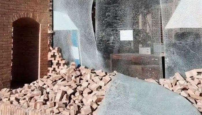 امریکا اسرائیل حملوں میں تاریخی ورثہ تباہ، ایران کا شدید ردعمل