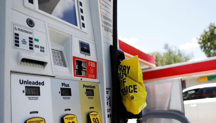 ٹرمپ کی تقریر کے بعد امریکیوں پر مزید بوجھ، پیٹرول 5 ڈالر فی گیلن تک جانے کا خدشہ