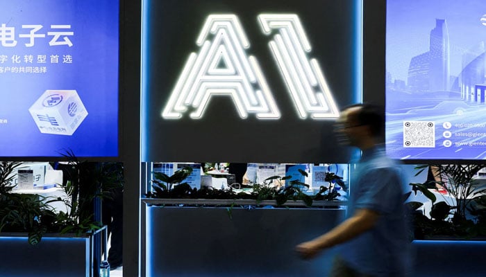 چینی کمپنیاں ایران جنگ میں امریکی افواج کی معلومات بیچنے لگیں