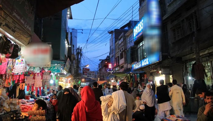توانائی بچت، بلوچستان کے بعد KP میں بھی مارکیٹیں 8، شادی ہالز، ریسٹورنٹس 10 بجے بند کرنے کا فیصلہ