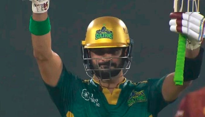 سپر لیگ، فرحان کے کرارے وار، سلطانز راولپنڈیز پر چڑھ دوڑے، پلے آف کی طرف پیش قدمی