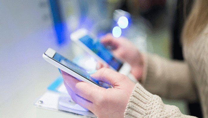 موبائل/ انٹرنیٹ خدمات، پروو ائیڈرز اورفکسڈ لائن کیخلاف شکایات کے انبار