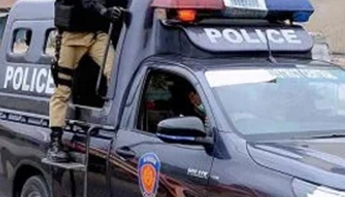 پولیس کو پیٹرولیم مصنوعات کے استعمال میں 33 فیصد کمی کا حکم