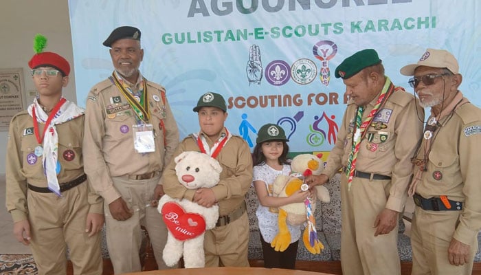 ہم ڈیفرینٹلی ایبلڈ اسکاؤٹس سے بہت کچھ سیکھتے ہیں، پروفیسر معین اظہر صدیقی