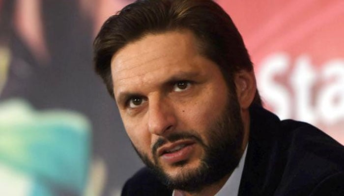 شاہد آفریدی نیشنل بینک سے وابستہ ہوگئے