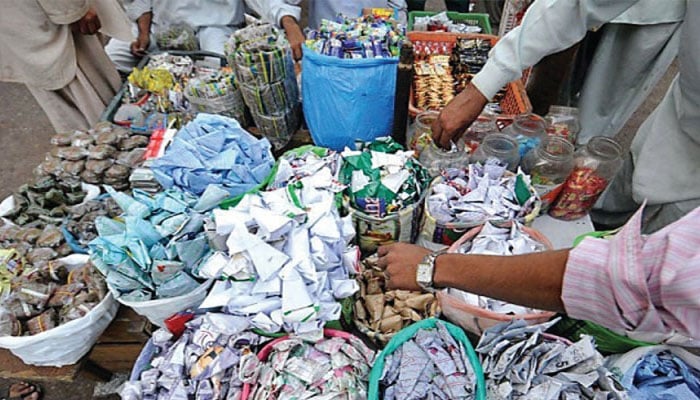 20 من سے زائد چھالیہ و گٹکا برآمد