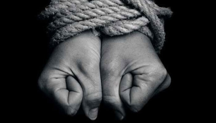 کراچی :سندھ پولیس کے اہلکار اغوا برائے تاوان کی ایک اور واردات میں ملوث نکلے