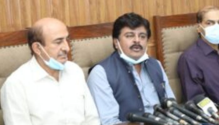 نقل میں ملوث طلبہ اور عملے کے خلاف سخت کارروائی کا فیصلہ