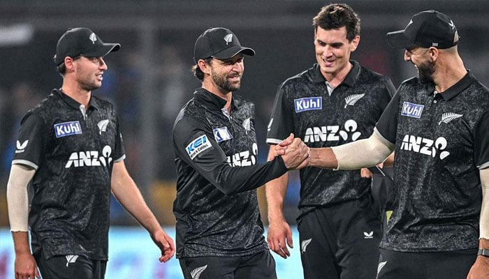 میرپور: نیوزی لینڈ نے پہلا ون ڈے جیت لیا