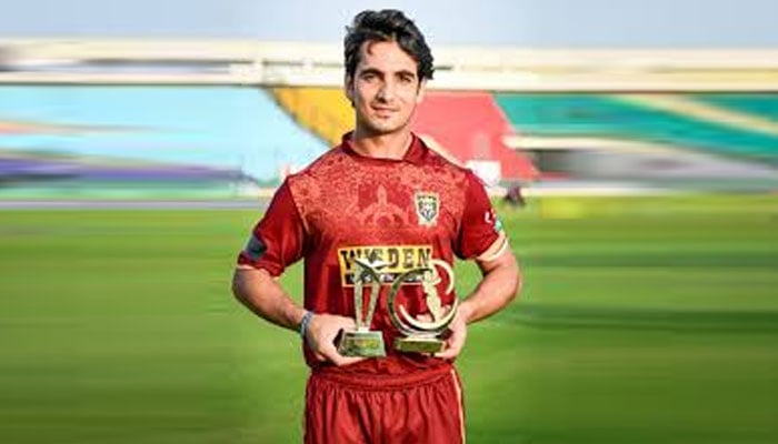 عبید شاہ ان فٹ، آرام دیا گیا