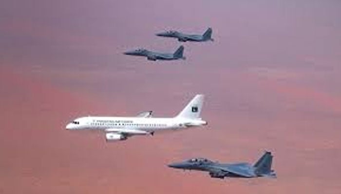 اسرائیلی حملے کاخدشہ، پاک فضائیہ کا ایرانی وفد کی باحفاظت واپسی کیلئے غیرمعمولی آپریشن، برطانوی میڈیا