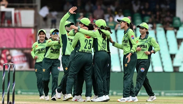 ویمنز اسکلز اینڈ فٹنس کیمپ میں طویل ٹریننگ سیشن