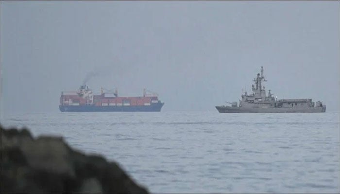 ہرمز میں امریکی بحریہ اہلکاروں کو خوراک کی کمی کا سامنا، واشنگٹن کی تردید