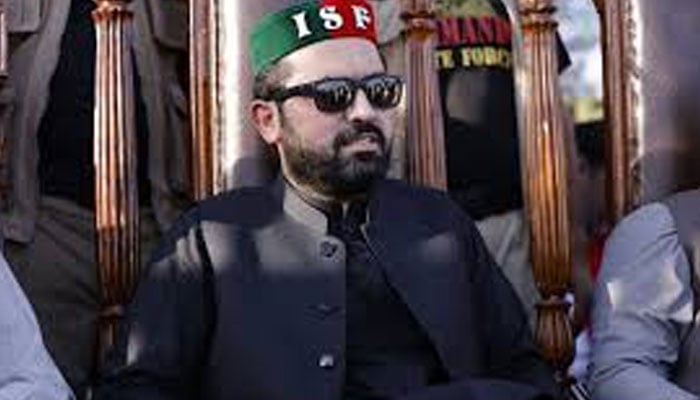 عمران نے اسٹریٹ موومنٹ کی ہدایت کردی، یکم مئی کو لاہور جائیں گے، تحریک انصاف کا مردان میں جلسہ