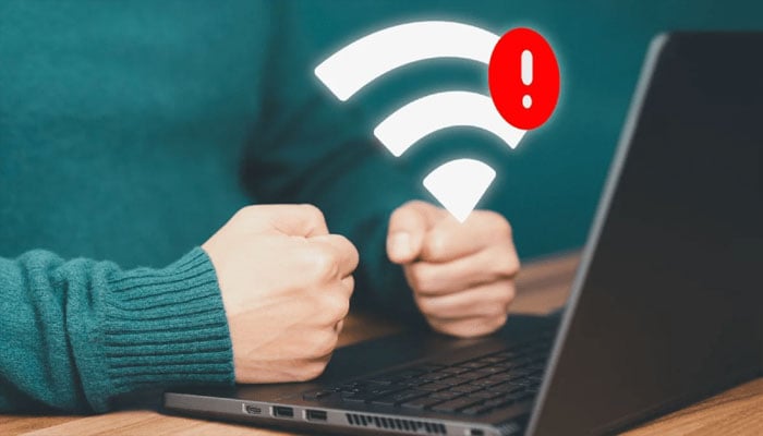 انٹرنیٹ کی مسلسل سست روی، فری لانسرز اور آن لائن کام کرنے والے افراد کی مشکلات میں اضافہ