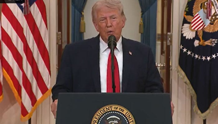 ٹرمپ کو ایران میں لاپتہ امریکی پائلٹوں کی تلاش کے دوران کمرے سےدور رکھا گیا
